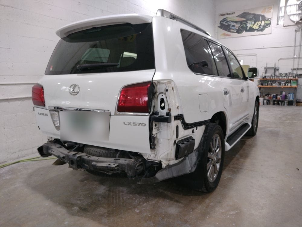 Lexus LX570 rear corner damage before repair